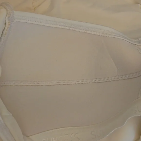 Soft Surroundings Sunsets Cream Ruched Swim Top Built-In Bra Adjustable Straps - Picture 6 of 7